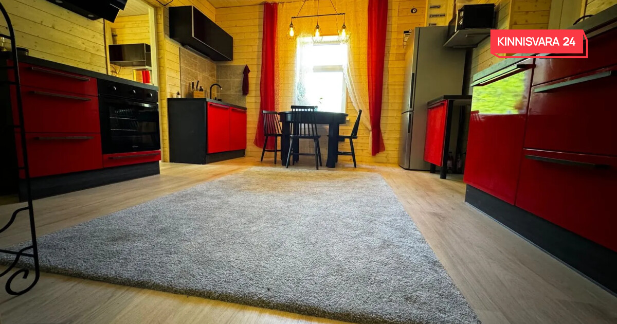 Müüa maja, 4 tuba, Künnapi, Metsapoole küla, Häädemeeste vald