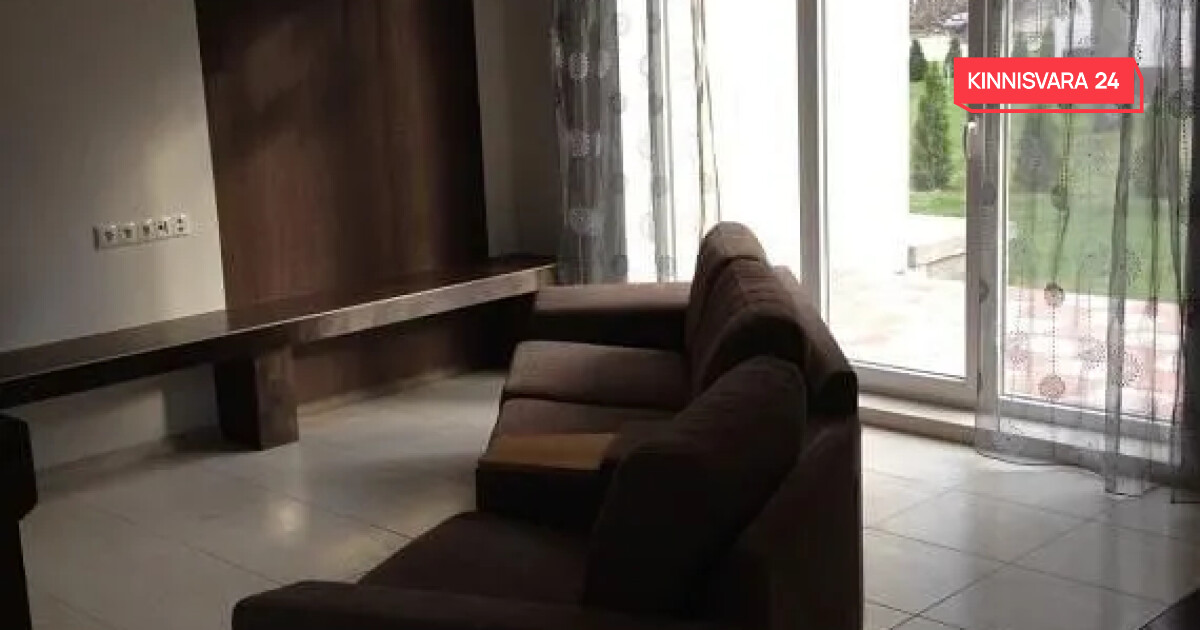 Müüa maja, 4 tuba, L. Koidula tn 10a, Narva-Jõesuu linn